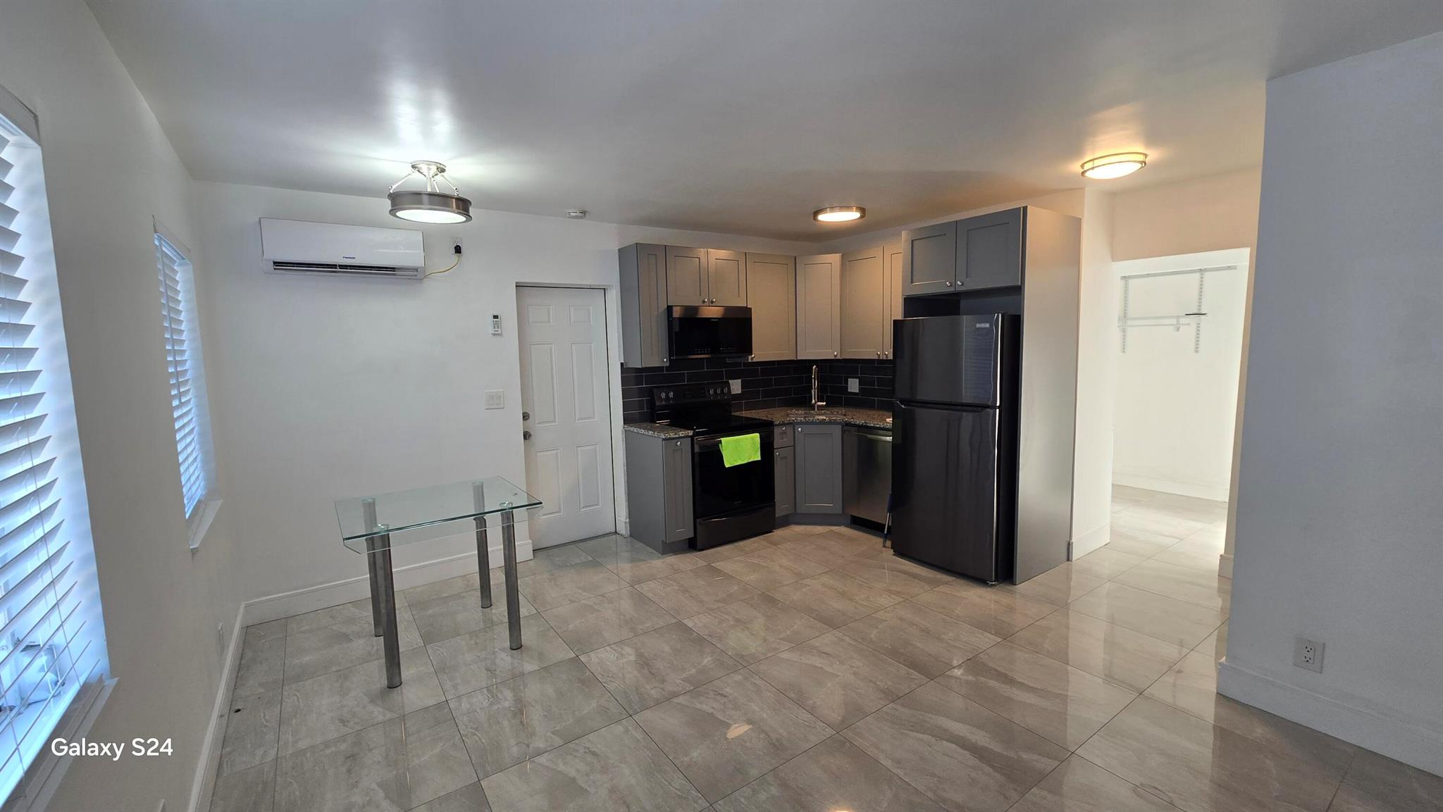 1019 SE 3rd Street 4