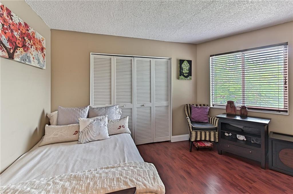 Harbordale Breezes Condos - Residential