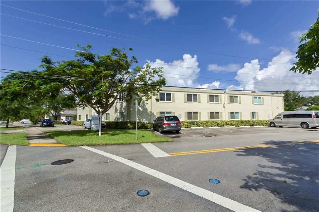 Harbordale Breezes Condos - Residential