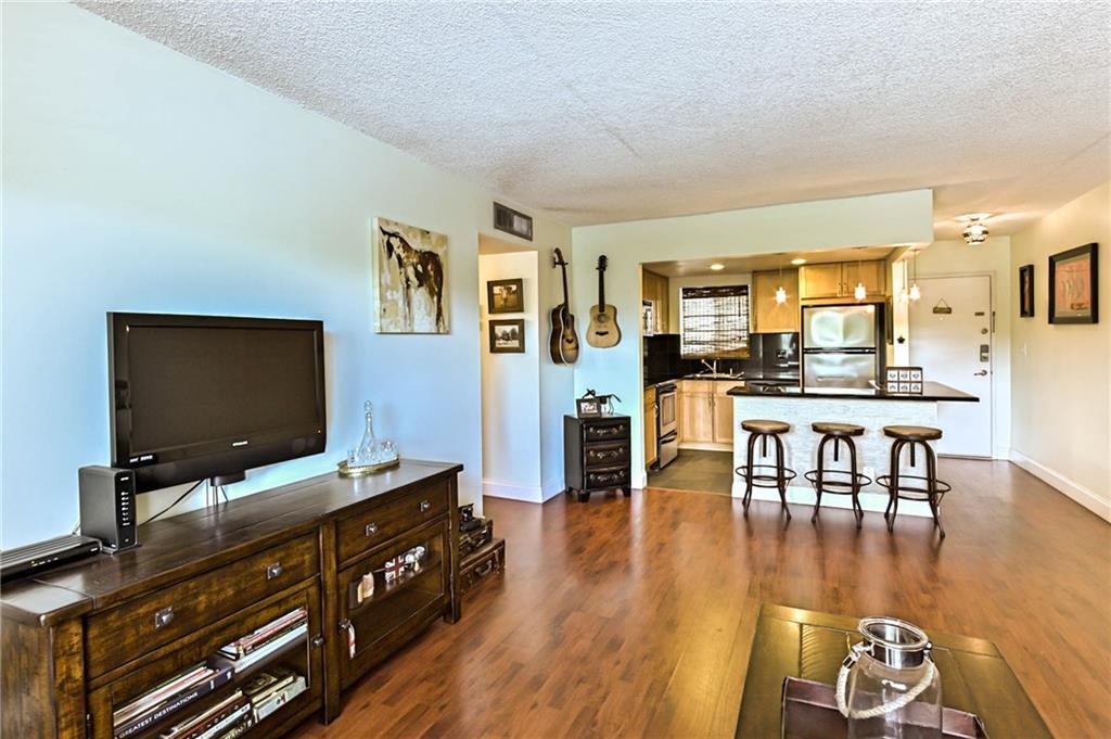 Harbordale Breezes Condos - Residential