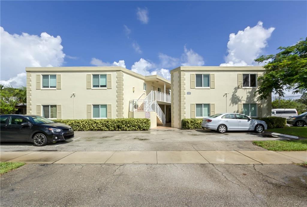 Harbordale Breezes Condos - Residential