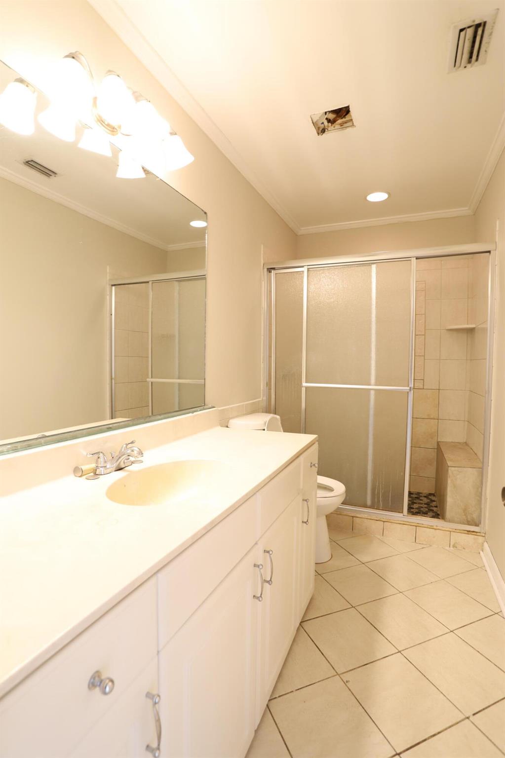 Canalake - Residential Lease