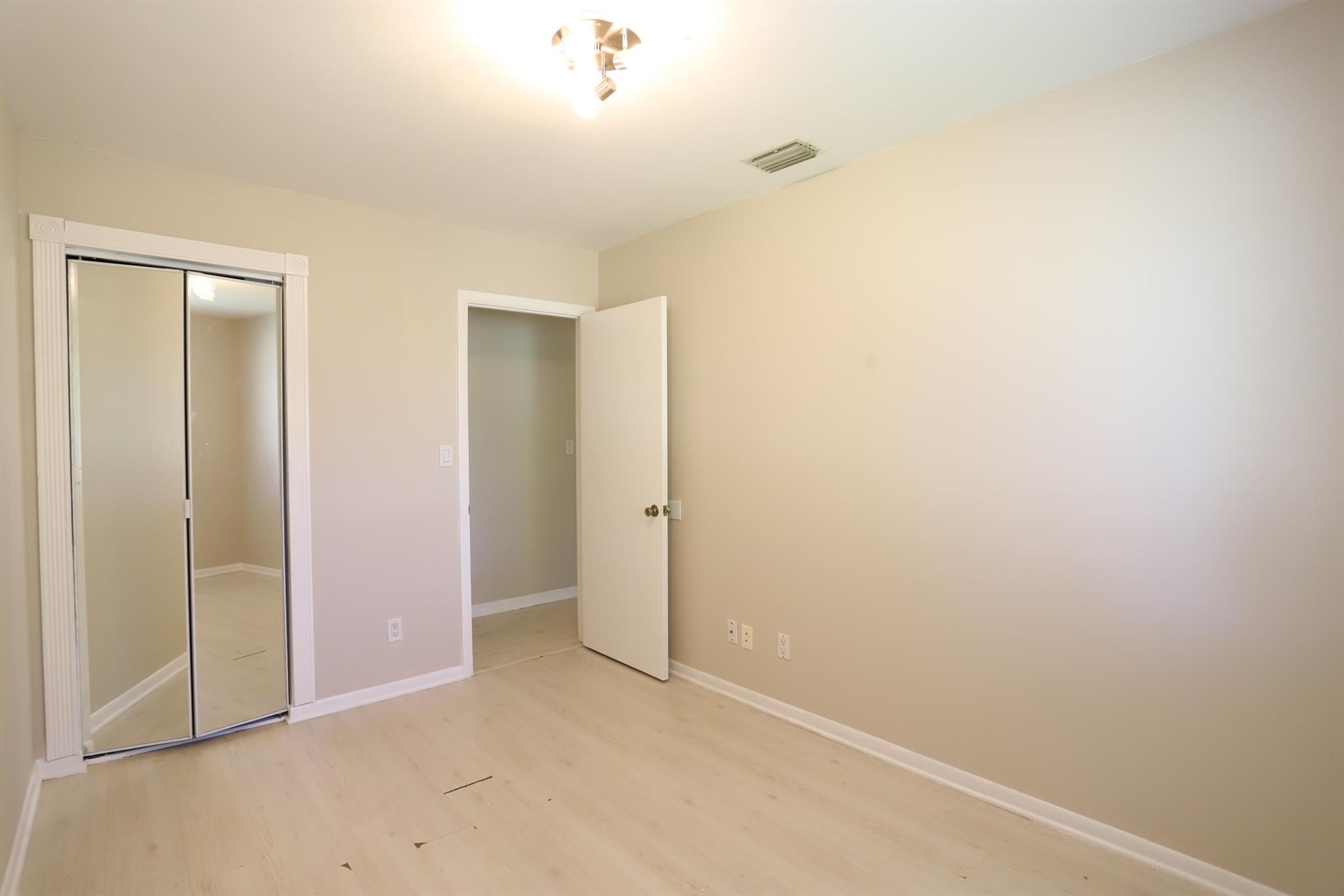 Canalake - Residential Lease