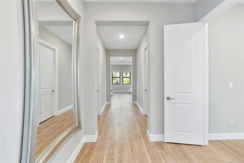 Tiny photo for 9245 W Parkland Bay Trail, Parkland, FL 33076 (MLS # B26036306)
