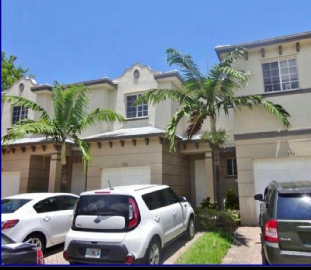 Photo of 976 Abaco Lane, West Palm Beach, FL 33404 (MLS # B26020946)