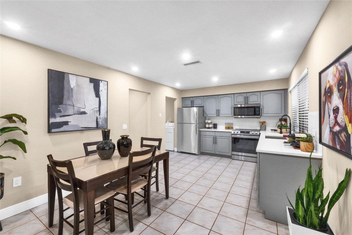 Westview Sec 1 Pt 1 94-50 - Residential