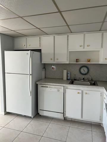 WATERGATE CONDOMINIUM NO - Residential Lease