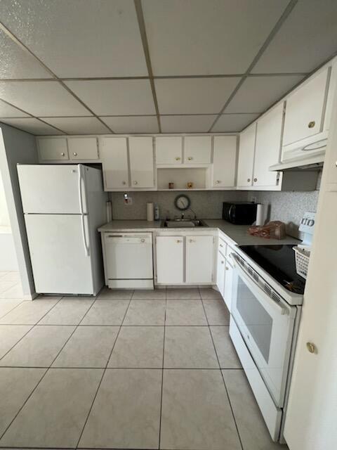 WATERGATE CONDOMINIUM NO - Residential Lease