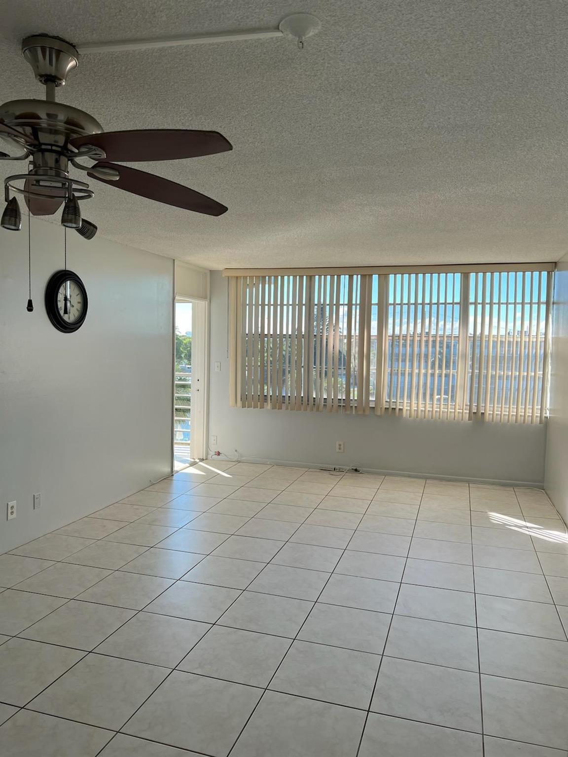 Welcome Home! Unbeatable location. 1Bed 1.5 Bath Bright, spacious & clean! 4th floor unit, canal and pool view! Lush landscaping! washer & dryer on each floor, clubhouse, BBQ area, 2 heated pools, sauna, tennis, fitness room. 1 assigned parking spot. Quiet & serene. Perfectly positioned 3 miles from iconic Hollywood Beach Broadwalk, East of I95, 5 minutes to Tri-rail, 23 mi to Miami airport 3 mi to Fort Lauderdale airport. Commuter delight! Dine, shop, play, Dania Pointe. Walk to Yellow/Green Market, TY Park, Schools, places of worship, YMCA! This community has it ALL! Includes basic cable, WI-FI, water, pest control & trash. Secured Building Hidden gem in Hollywood, FL. *640 Credit Score. 1st, Security, Pet fee, Schedule tour now. Available NOV 15, 2025 1YR lease or approval by HOA assoc