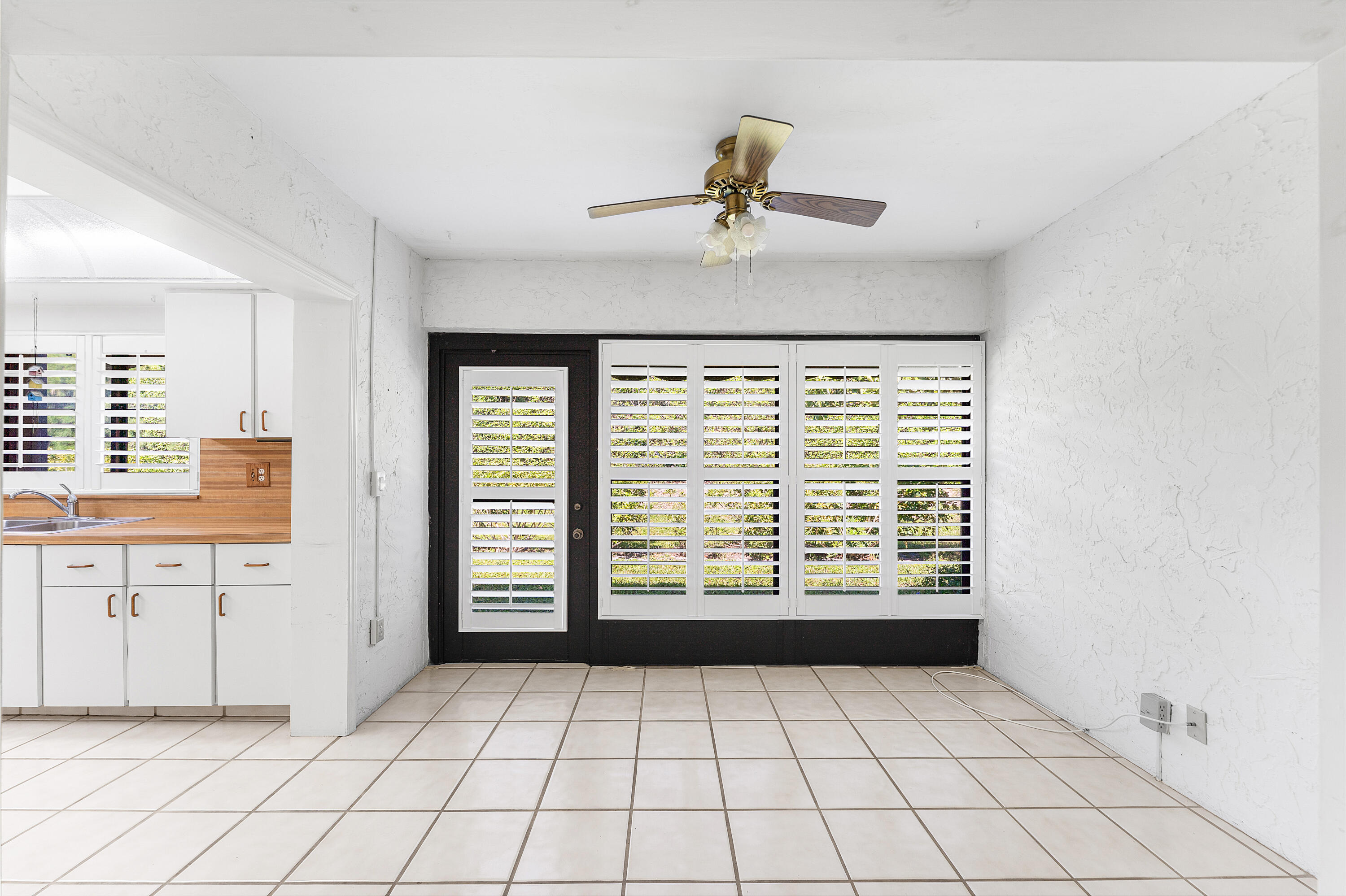 GREENTREE VILLAS CONDO - Residential