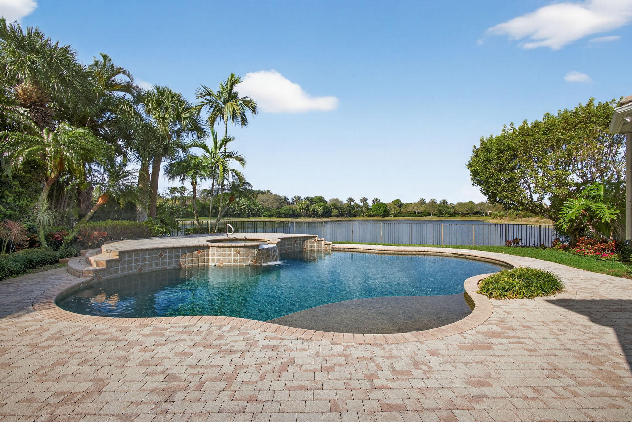 MIRASOL Porto Vecchio - Residential