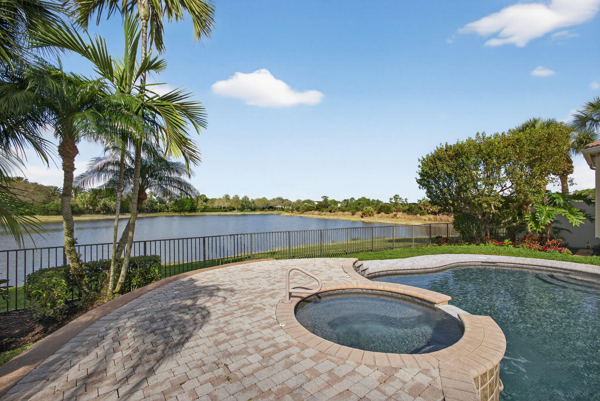 MIRASOL Porto Vecchio - Residential