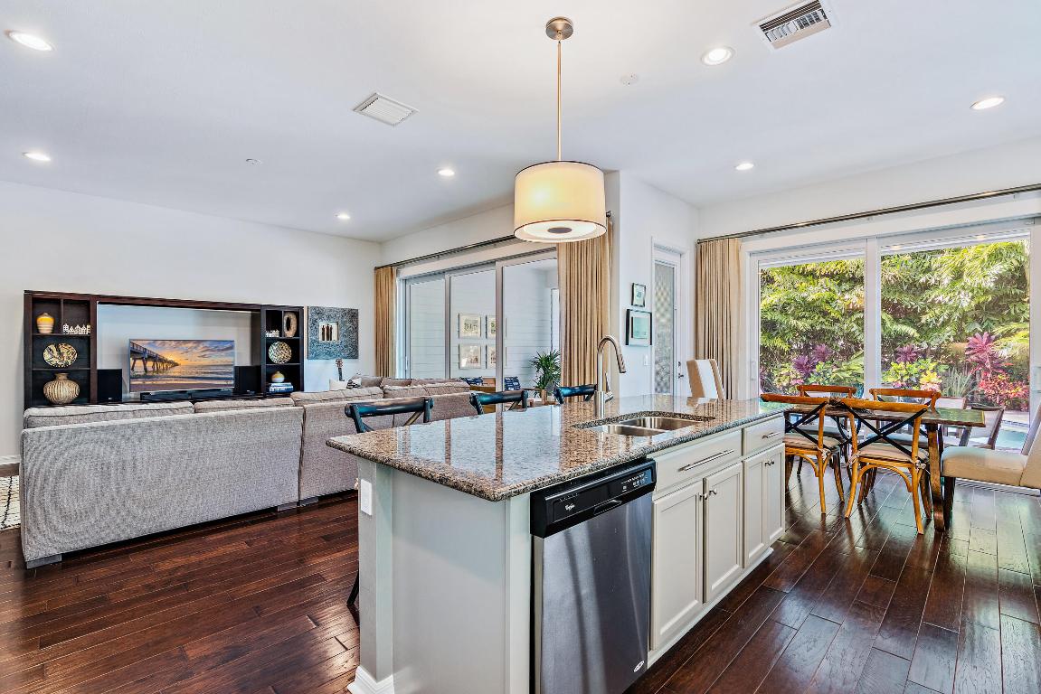 WINDSOR PARK AT ABACOA - Residential