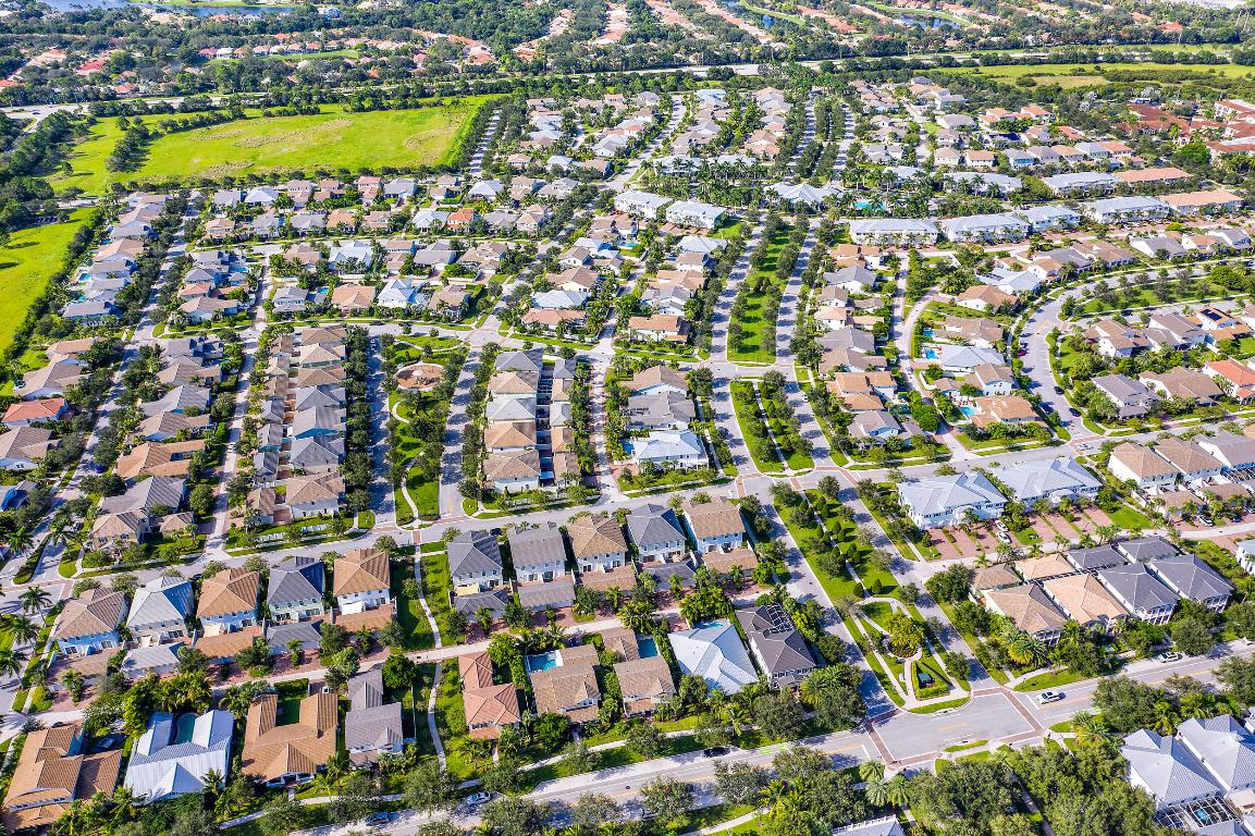 WINDSOR PARK AT ABACOA - Residential