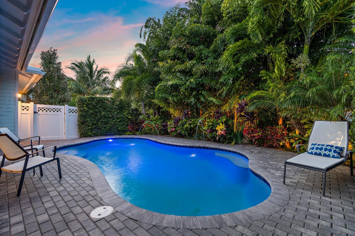 WINDSOR PARK AT ABACOA - Residential