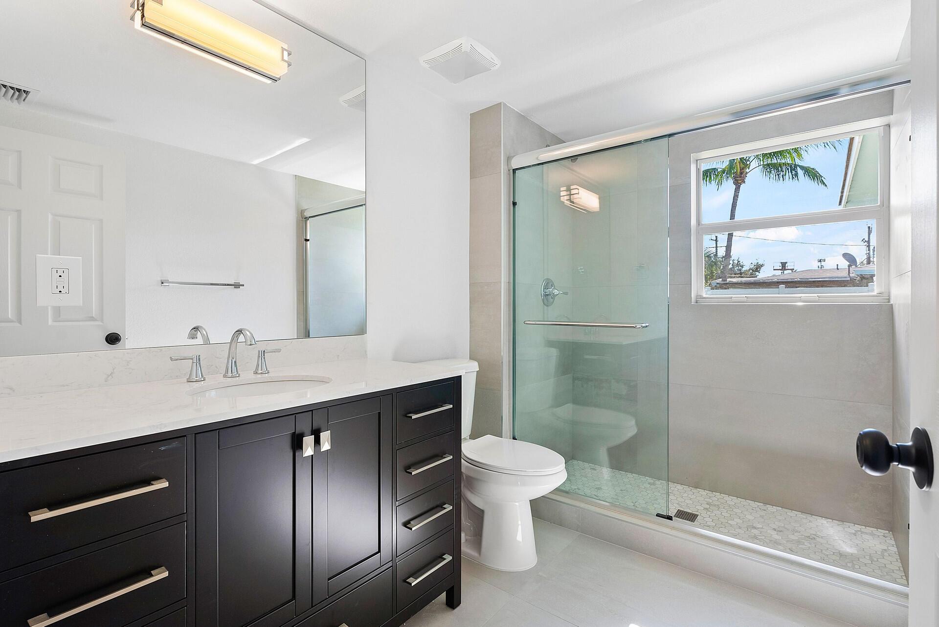 UNIVERSITY GARDENS - Residential