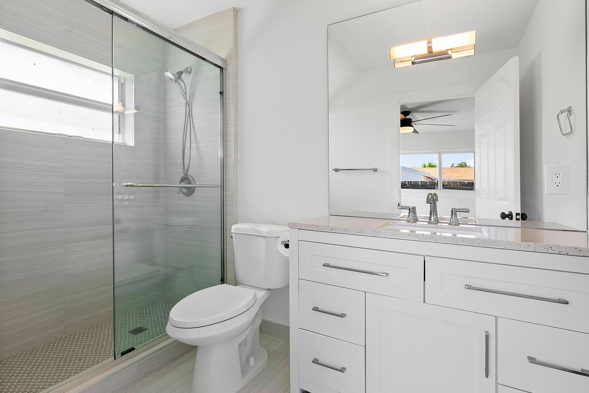 UNIVERSITY GARDENS - Residential