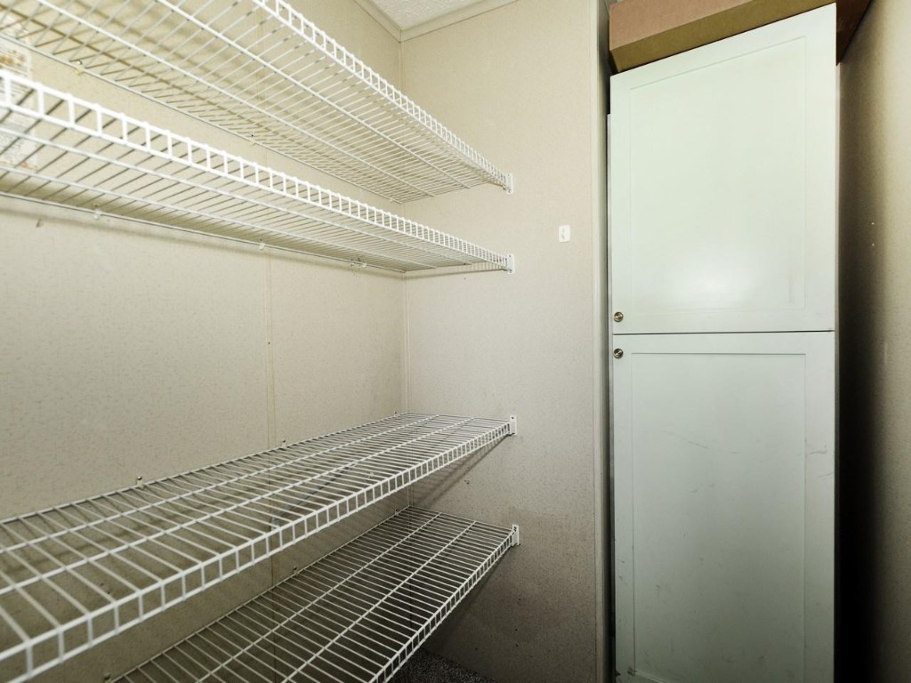 Palm Breezes Club - Residential