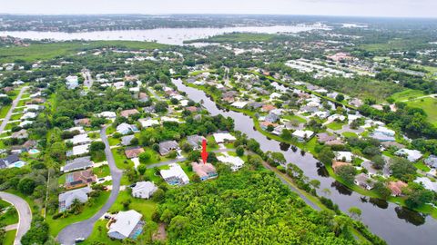 A home in Palm City