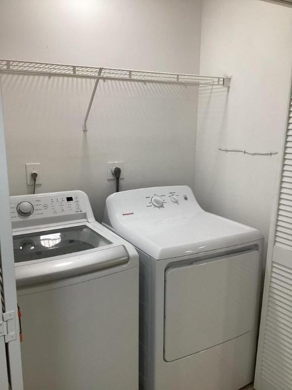 BAHIA AT DELRAY CONDO - Residential Lease