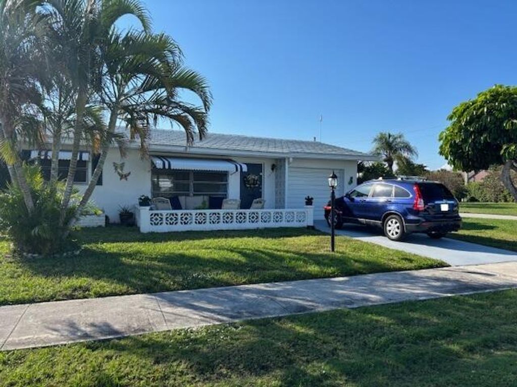 Photo of 137 Leisureville Boulevard, Boynton Beach, FL 33426 (MLS # R11059720)