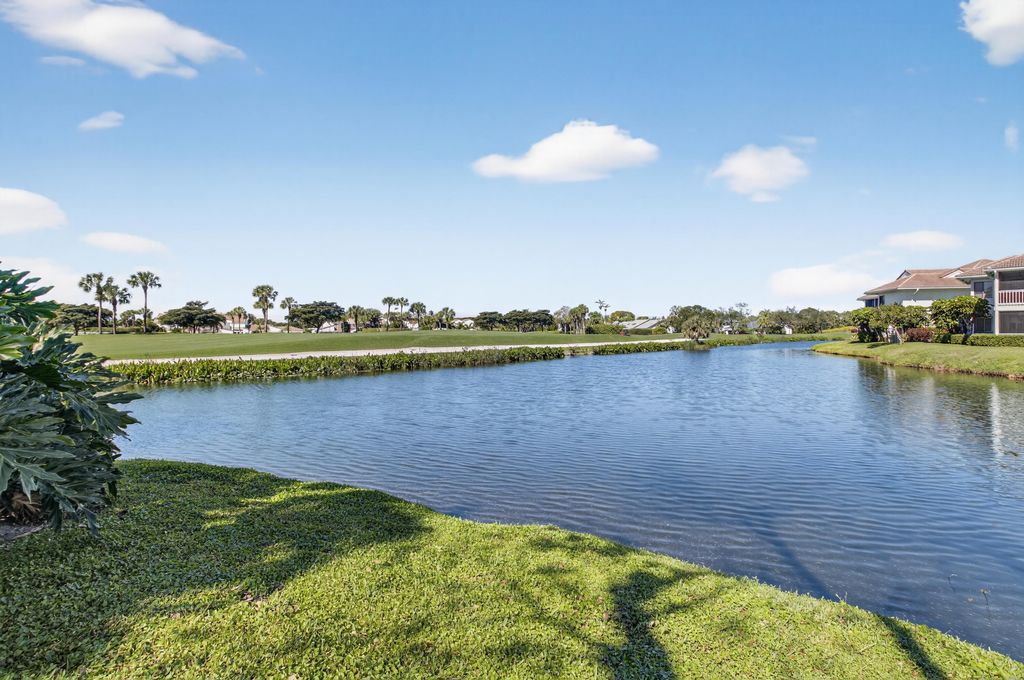 Photo of 19389 Sabal Lake Drive #5027, Boca Raton, FL 33434 (MLS # R11166170)