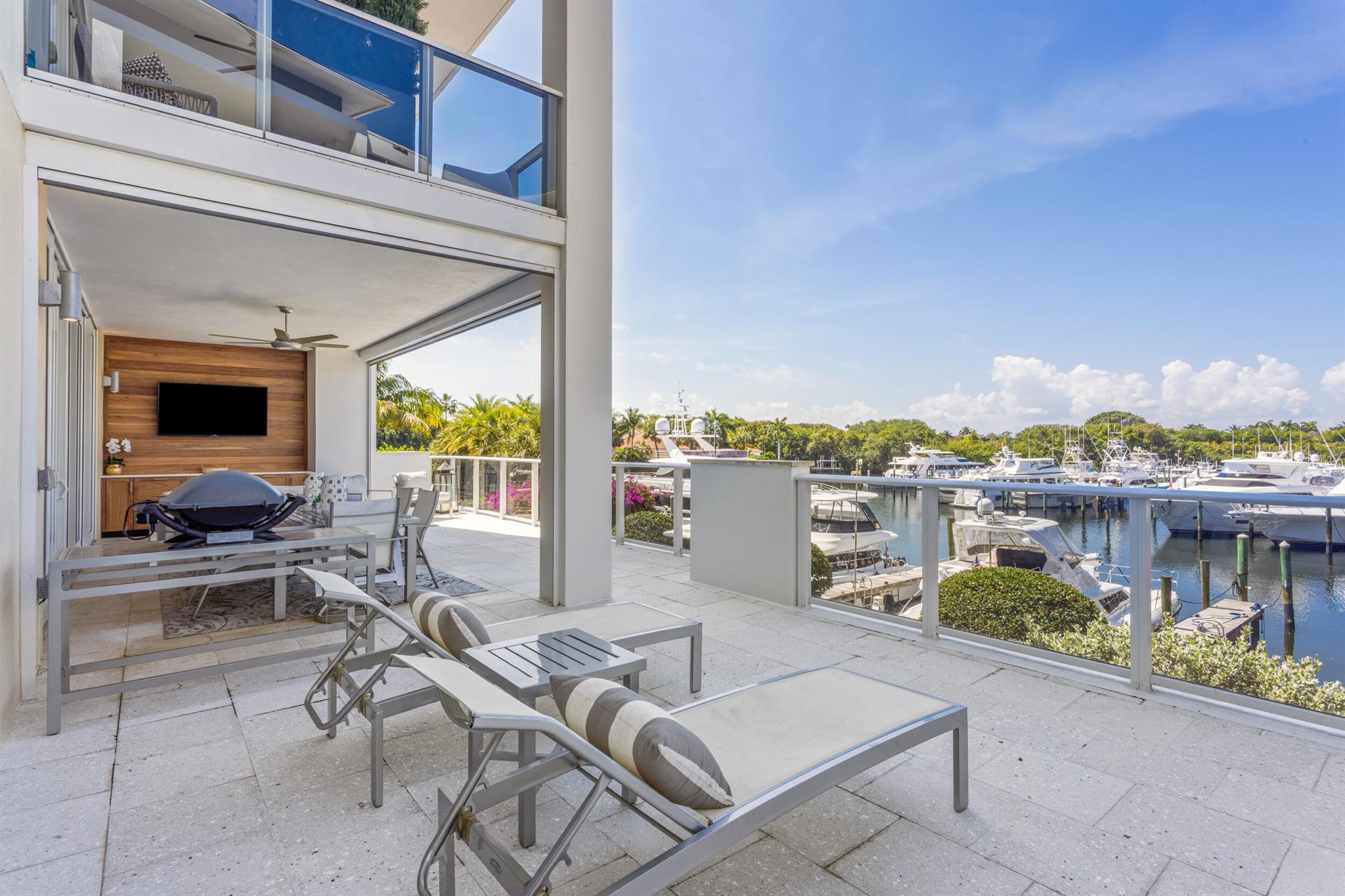2700 Donald Ross Road 211