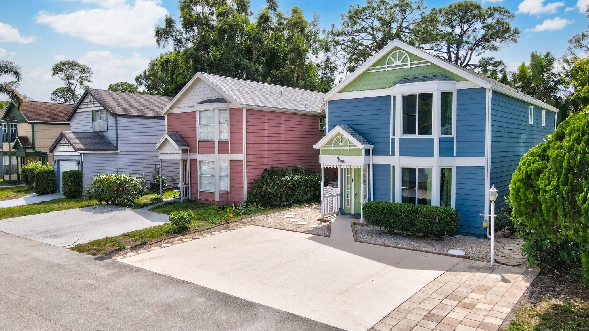 5836 Rambler Rose Way