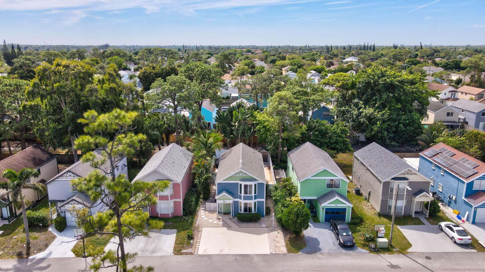 5836 Rambler Rose Way