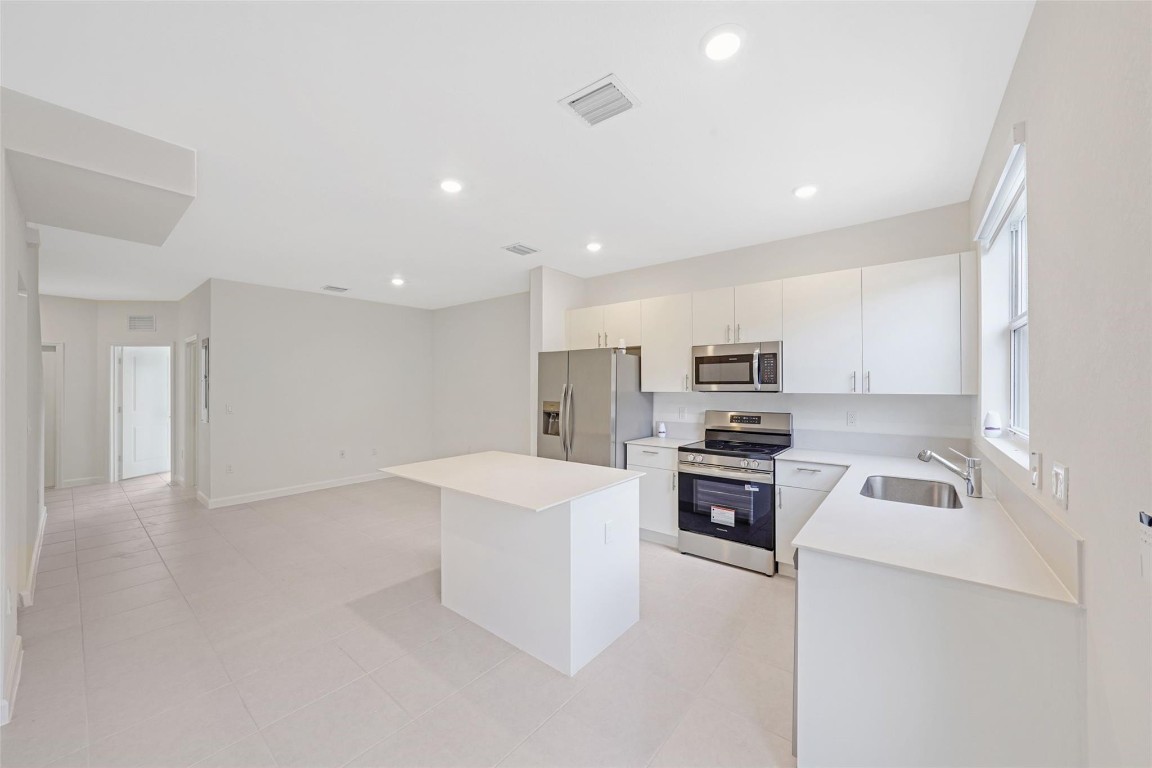 Antillia - Residential Lease