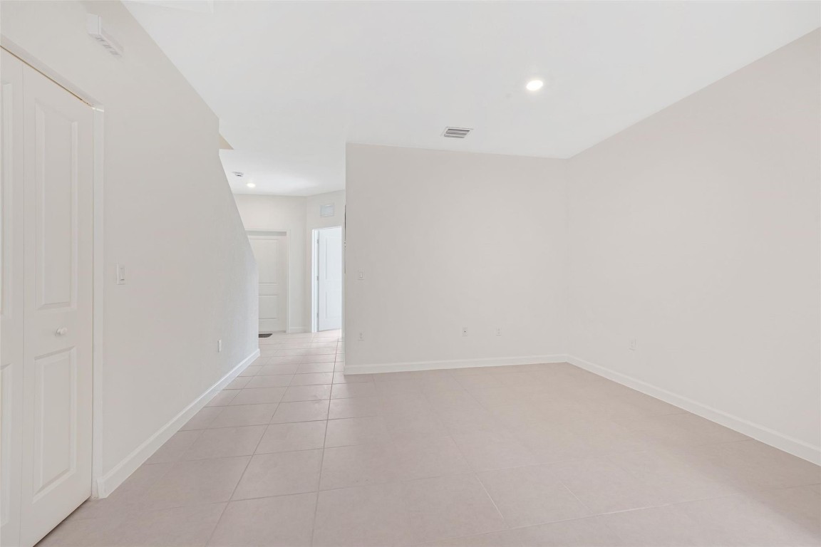 Antillia - Residential Lease