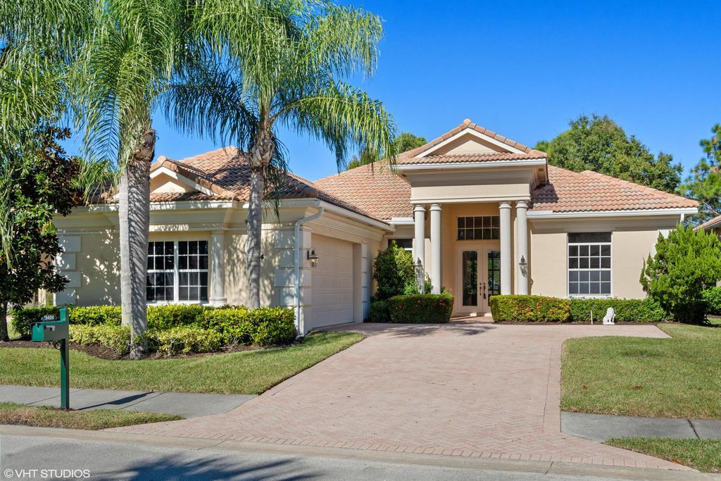Photo of 9404 Briarcliff Trace, Port Saint Lucie, FL 34986 (MLS # R10954584)