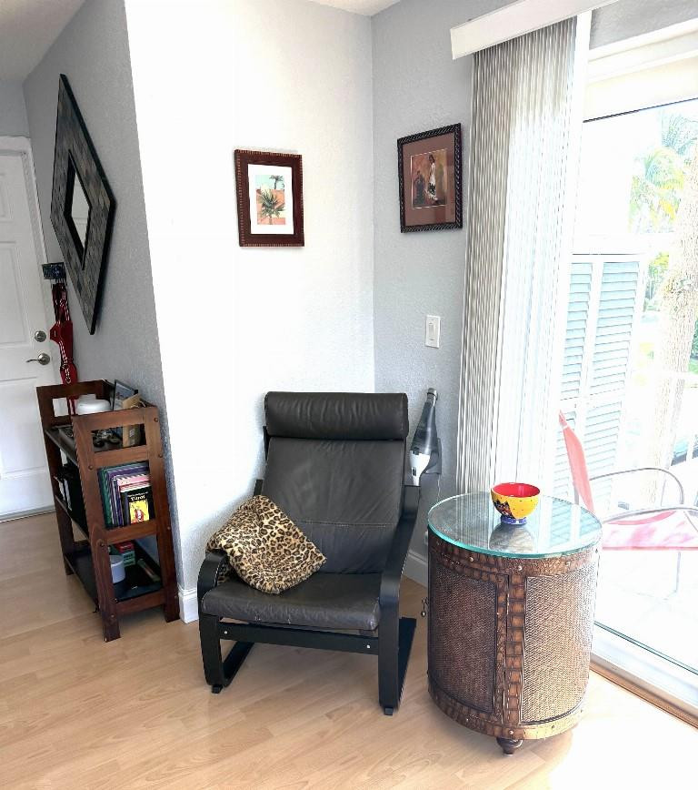 2715 NE 49th Street 205