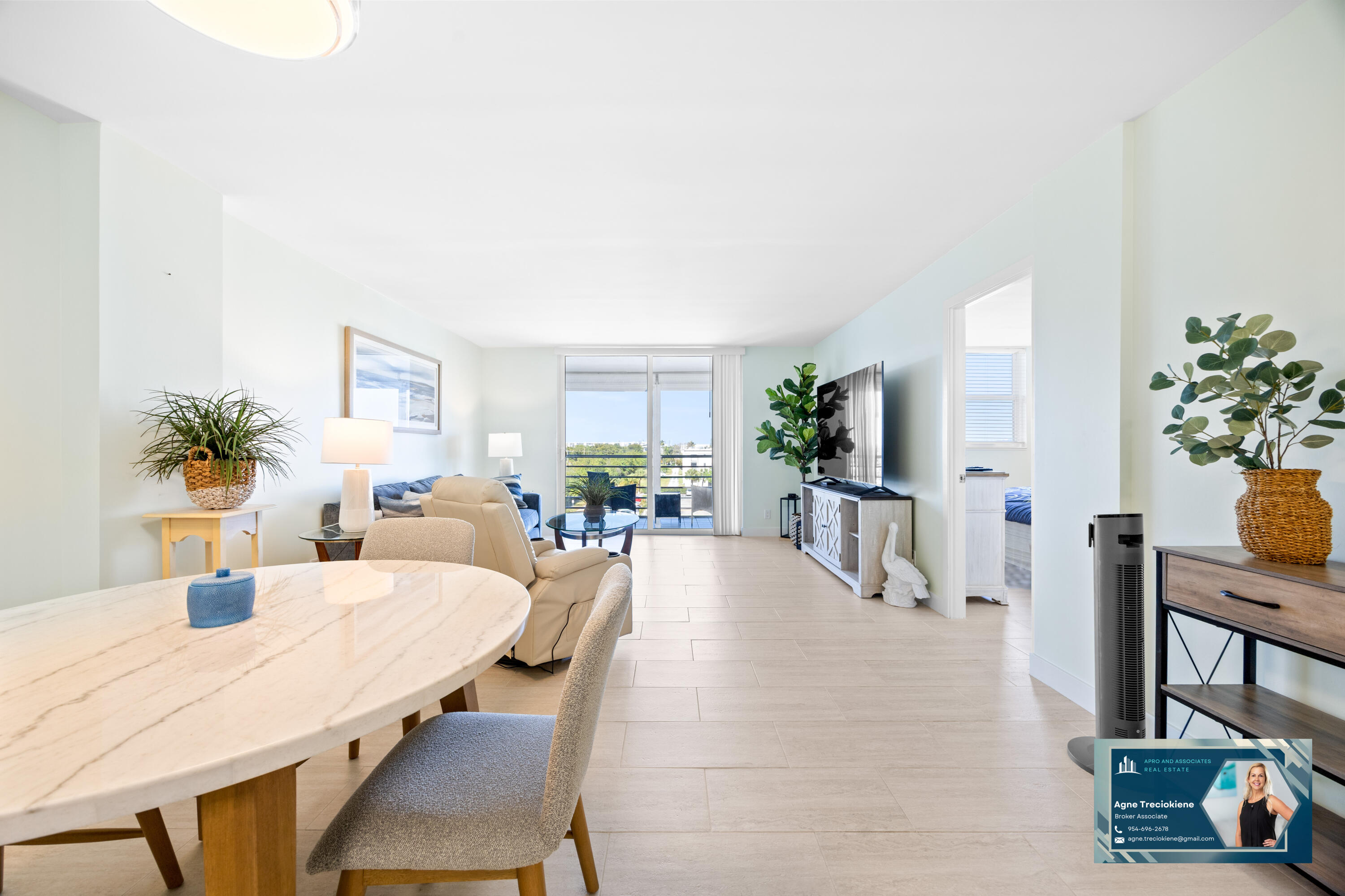 DANIANS SOUTH CONDO - Residential Lease