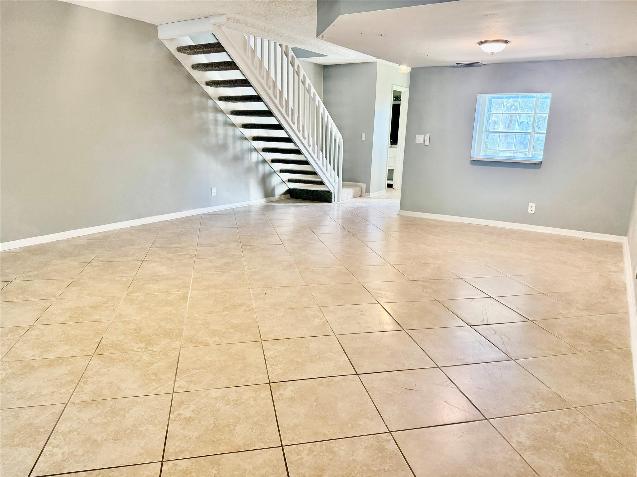 CHARTER CLUB CONDOMINIUMS - Residential