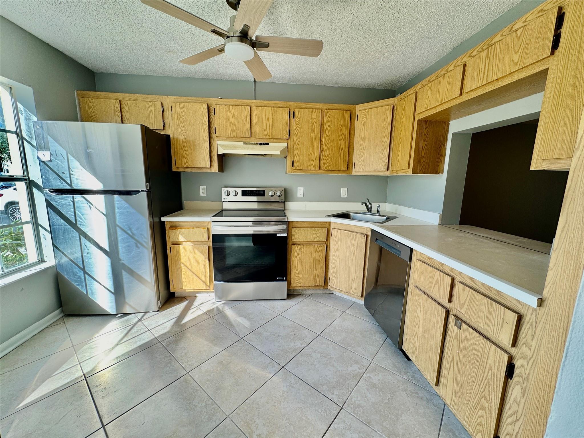 CHARTER CLUB CONDOMINIUMS - Residential