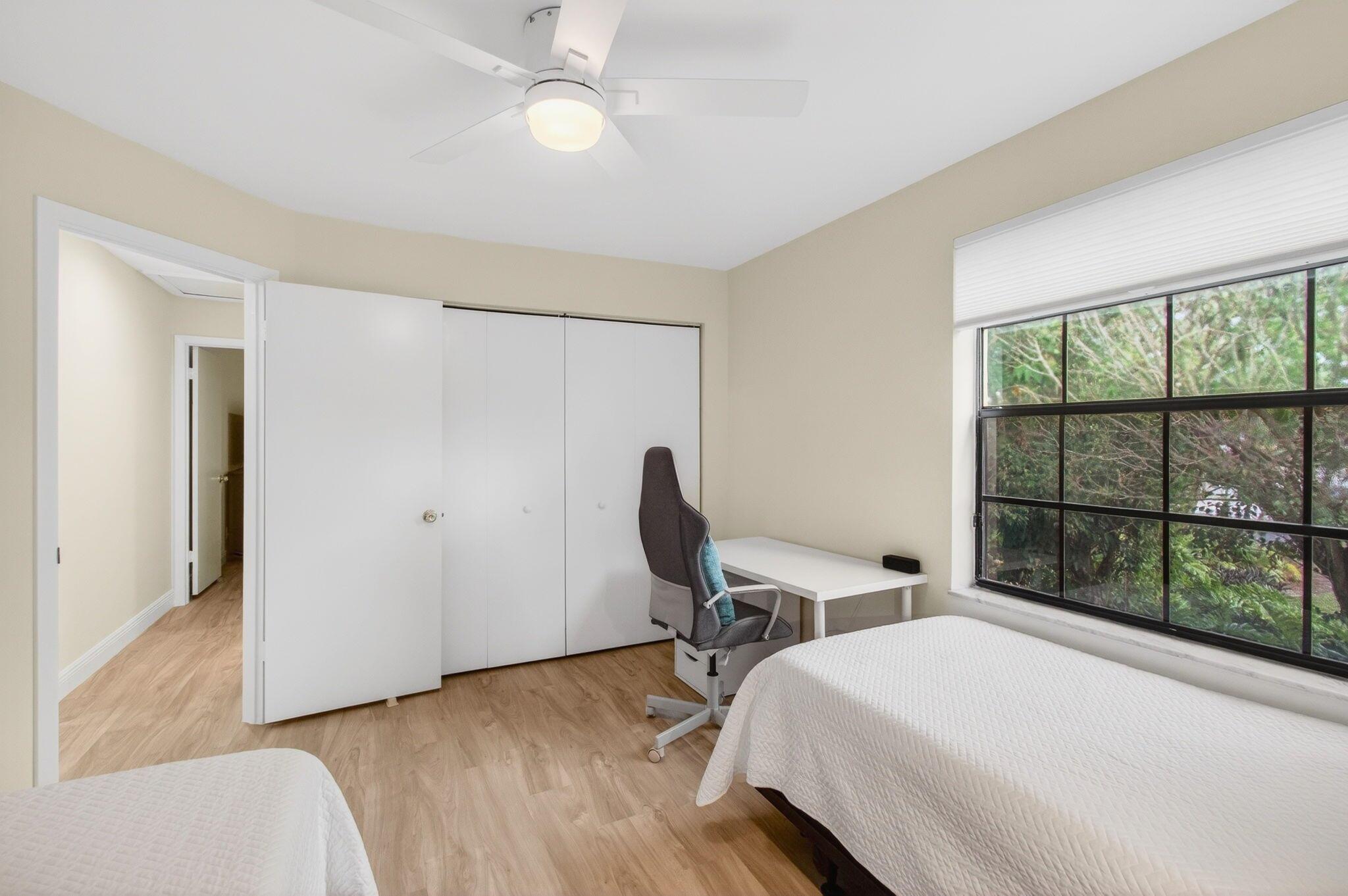 LA MIRADA AT BOCA POINTE - Residential