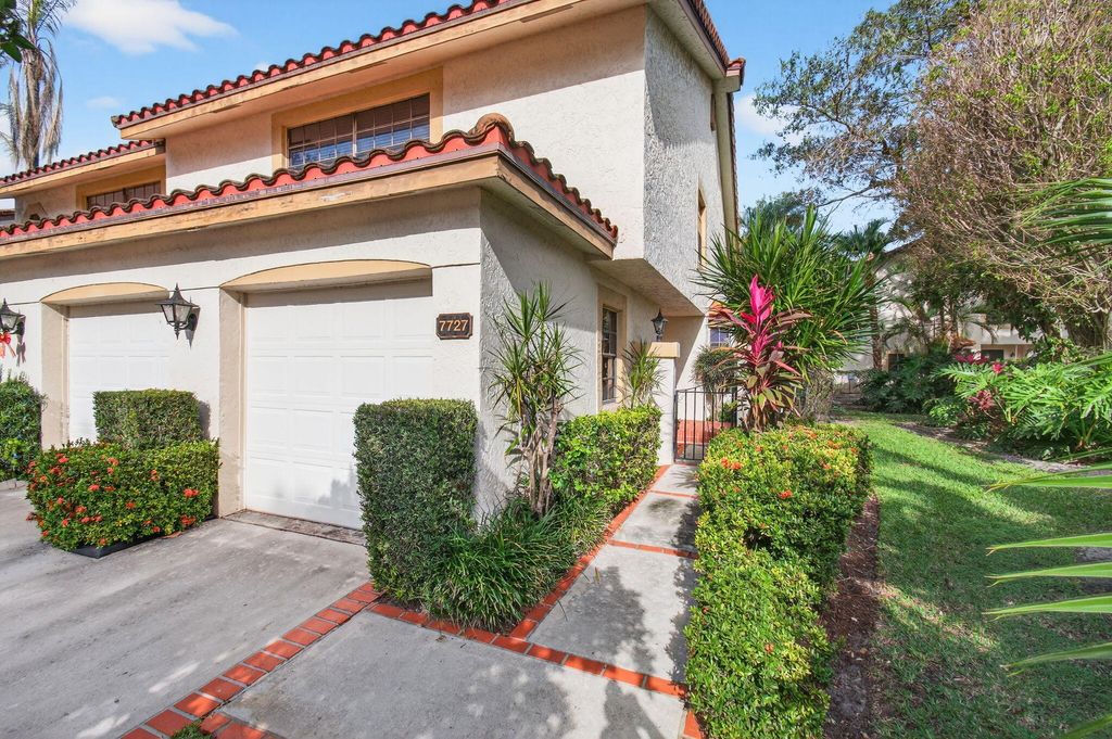 Photo of 7727 La Mirada Drive, Boca Raton, FL 33433 (MLS # R11146629)