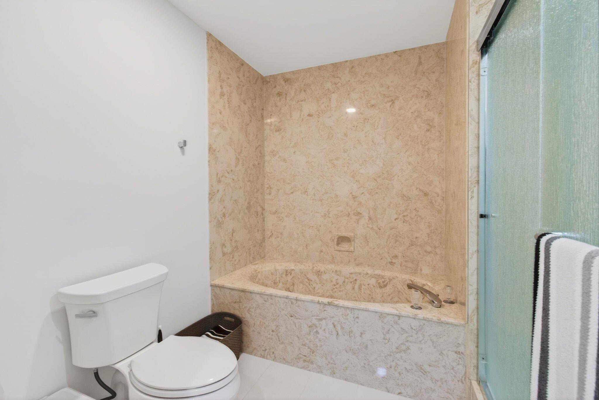 LA MIRADA AT BOCA POINTE - Residential