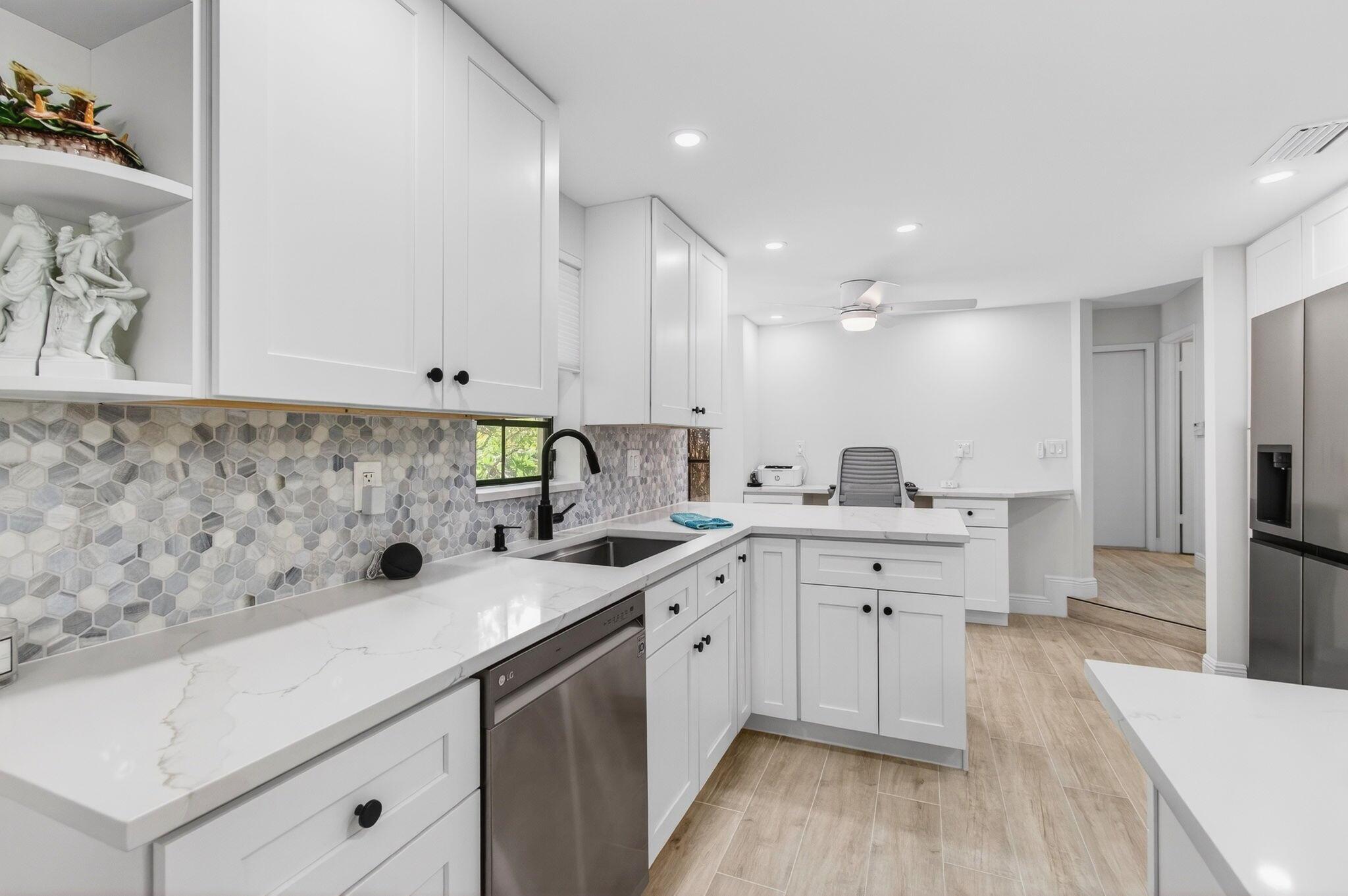 LA MIRADA AT BOCA POINTE - Residential