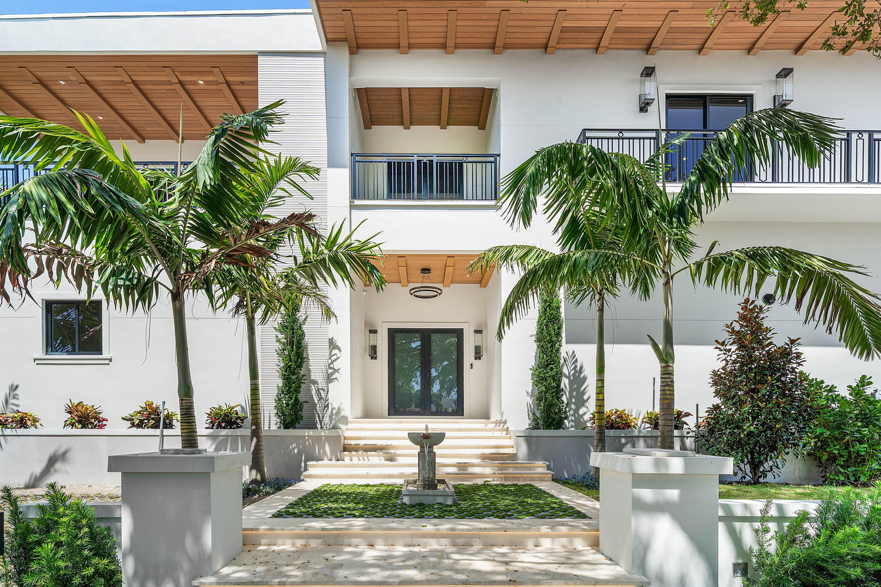 7935 S Flagler Drive