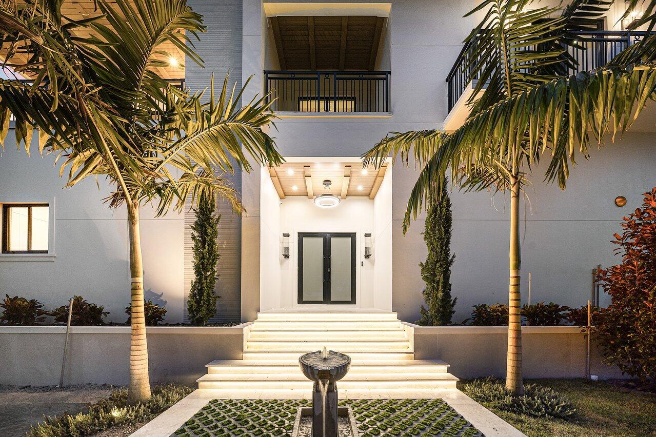 7935 S Flagler Drive