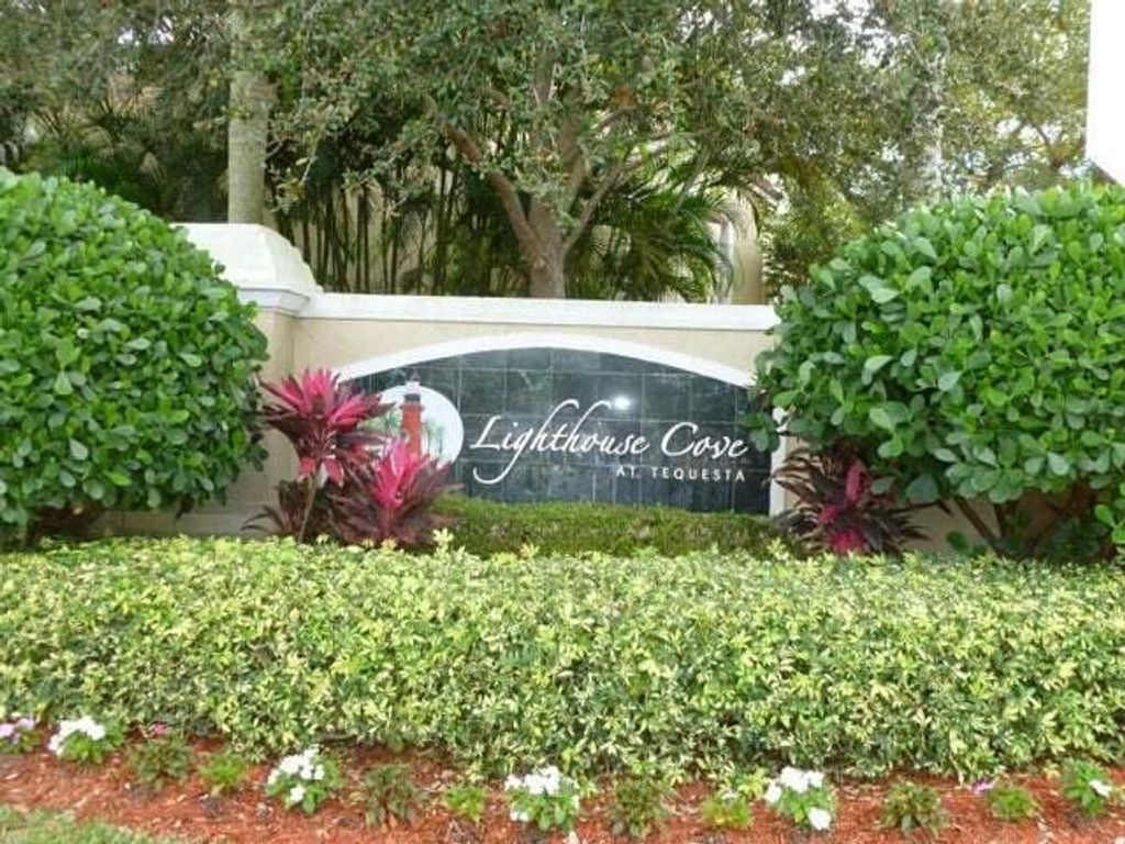 Photo of 272 Village Boulevard #7102, Tequesta, FL 33469 (MLS # R10911093)