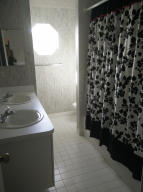 BOCA CHASE TR 9 D - Residential Lease