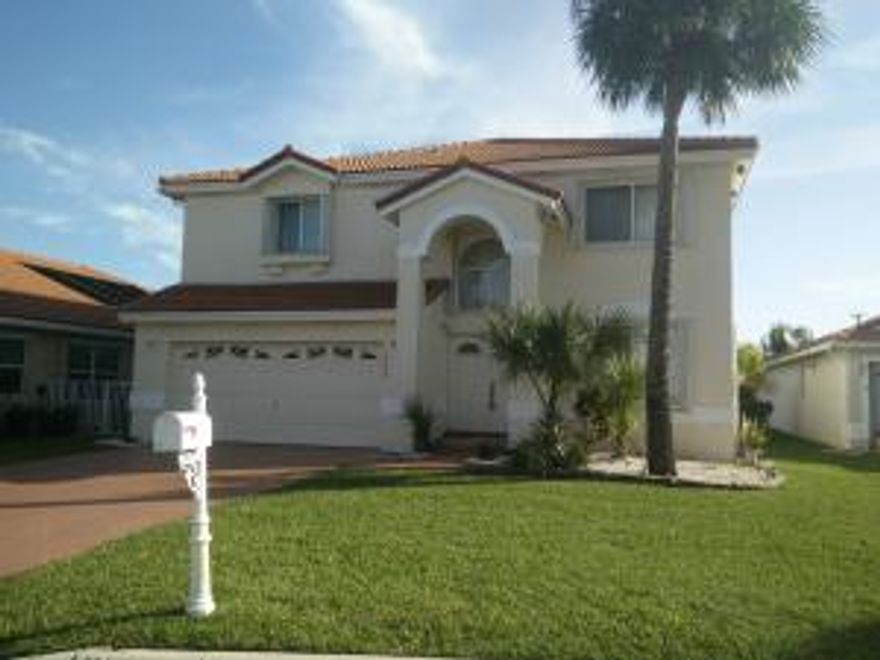 One of the nicest neighborhoods in Boca. Large 4 bedroom home on lake. Master is huge with 2 walk-in closets. Large kitchen open to living areas. Nice outdoor patio facing lake, lots of backyard space. House is super clean. Landlord will take care of landscaping. Community provides basic cable. Enjoy the 2 large community pools, hot tub, kids play area and tennis courts.Check out the excellent schools. Friendly neighborhood.