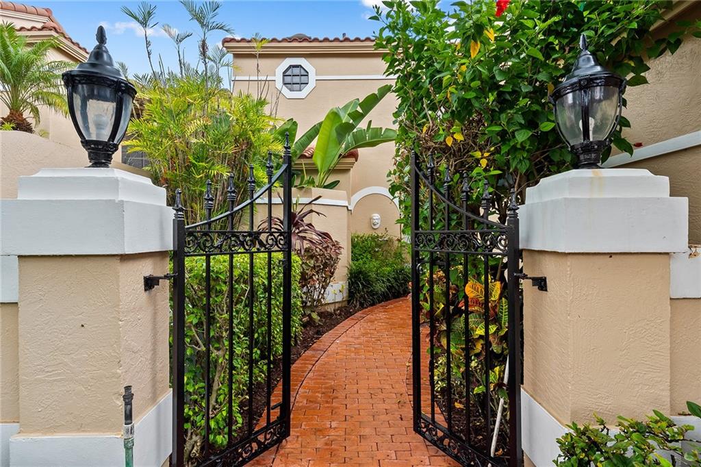 Caravelle - Residential