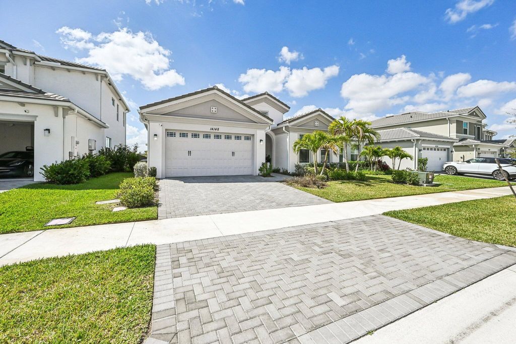 Photo of 14148 Lacebark Lane, Westlake, FL 33470 (MLS # B26001500)