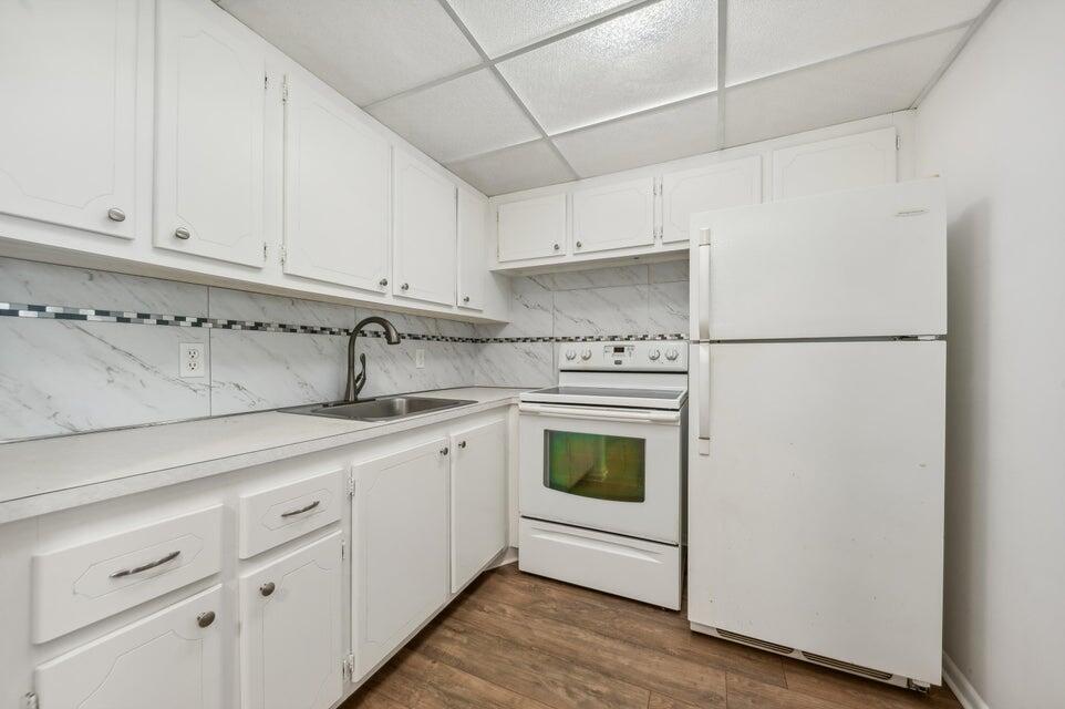 CENTURY VILLAGE EAST - VE - Residential
