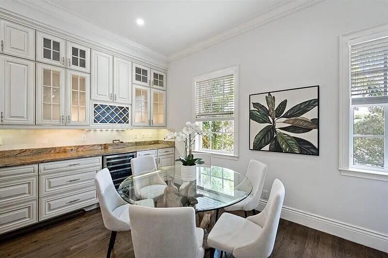 SOUTH PALM BEACH ESTATES - Residential Lease