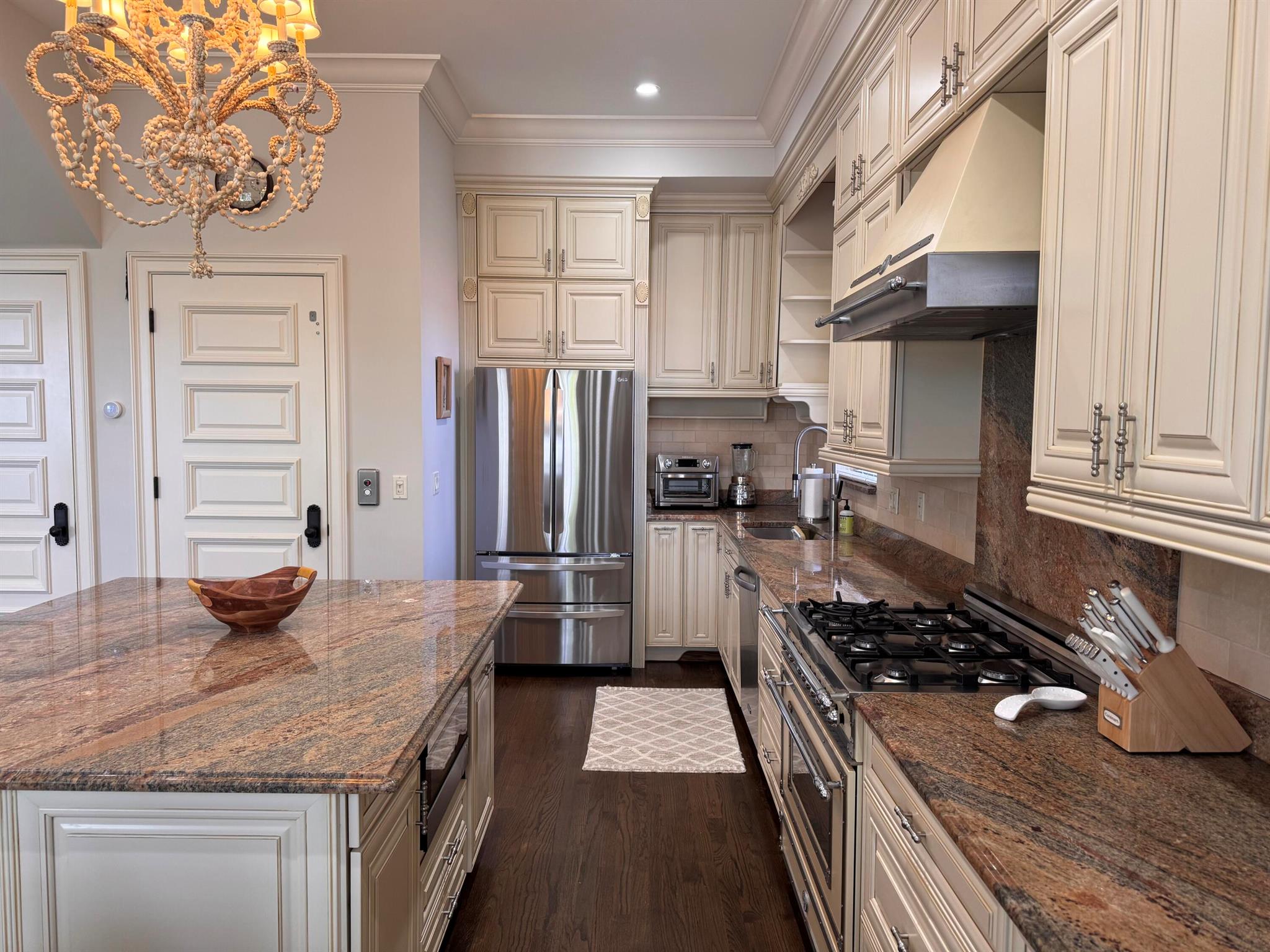 SOUTH PALM BEACH ESTATES - Residential Lease